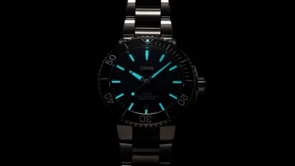 Oris Aquis Date