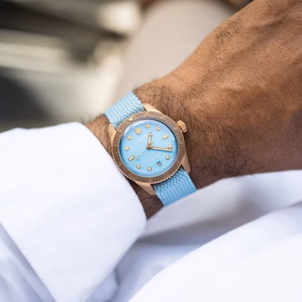 Oris Divers Sixty-Five Dial: blue