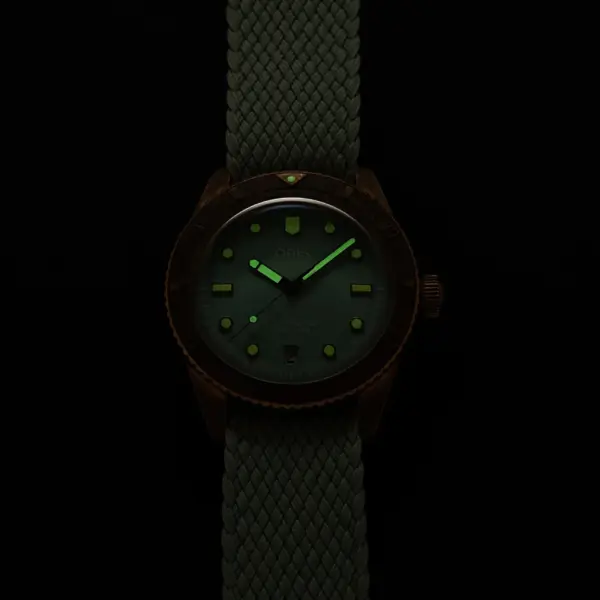 Oris Divers Sixty-Five Dial: green
