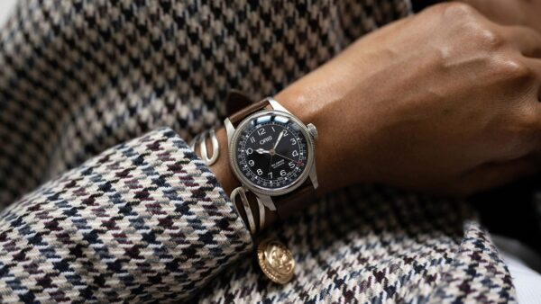 Waldenburgerbahn Ltd. Ed. Dial: grey, arab num Leatherstrap dark brown
